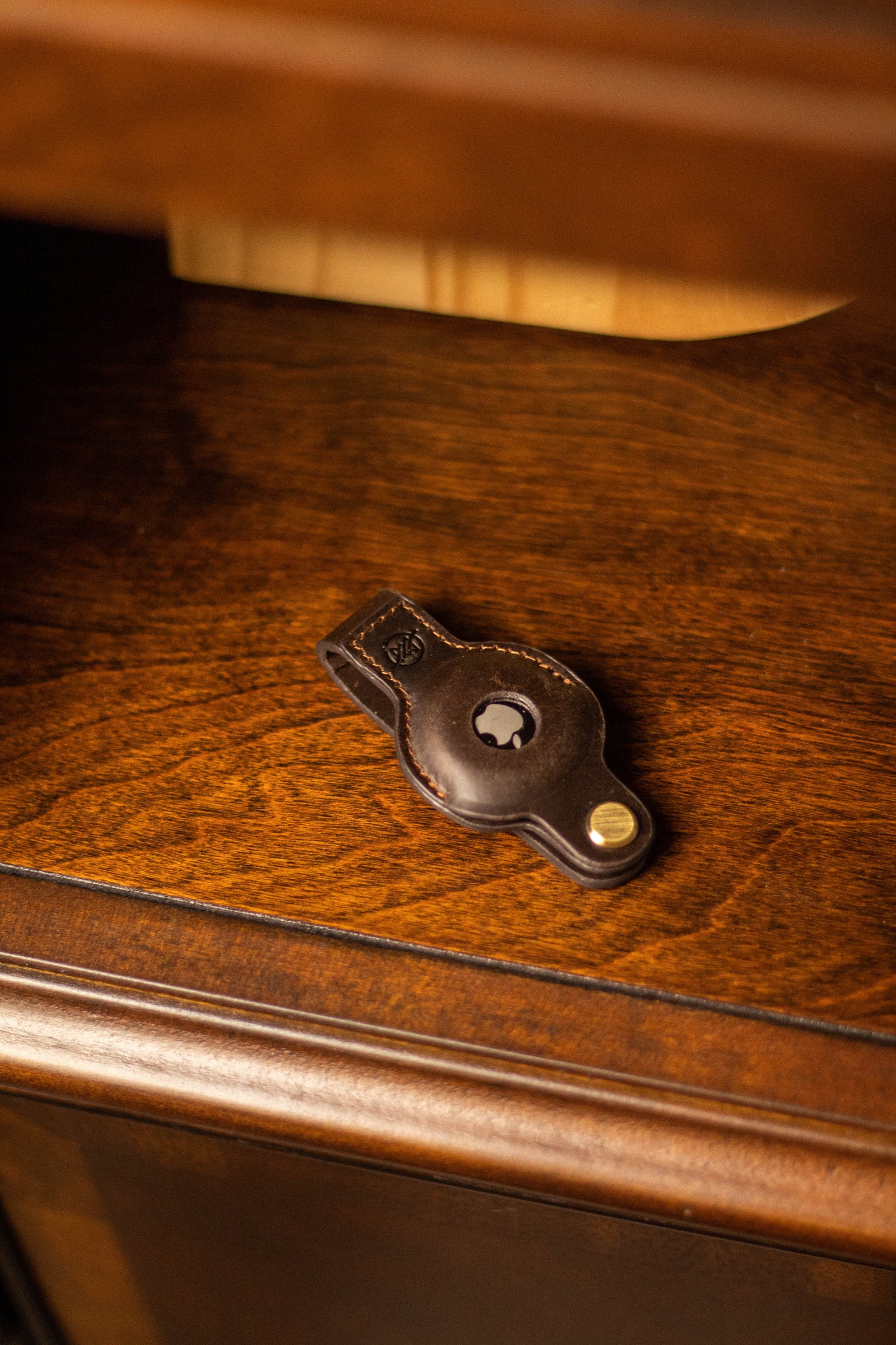 Dark Brown Key Organizer and Case for Airtag Leather Keychain for AirTag | Key Organizer and Case for Airtag