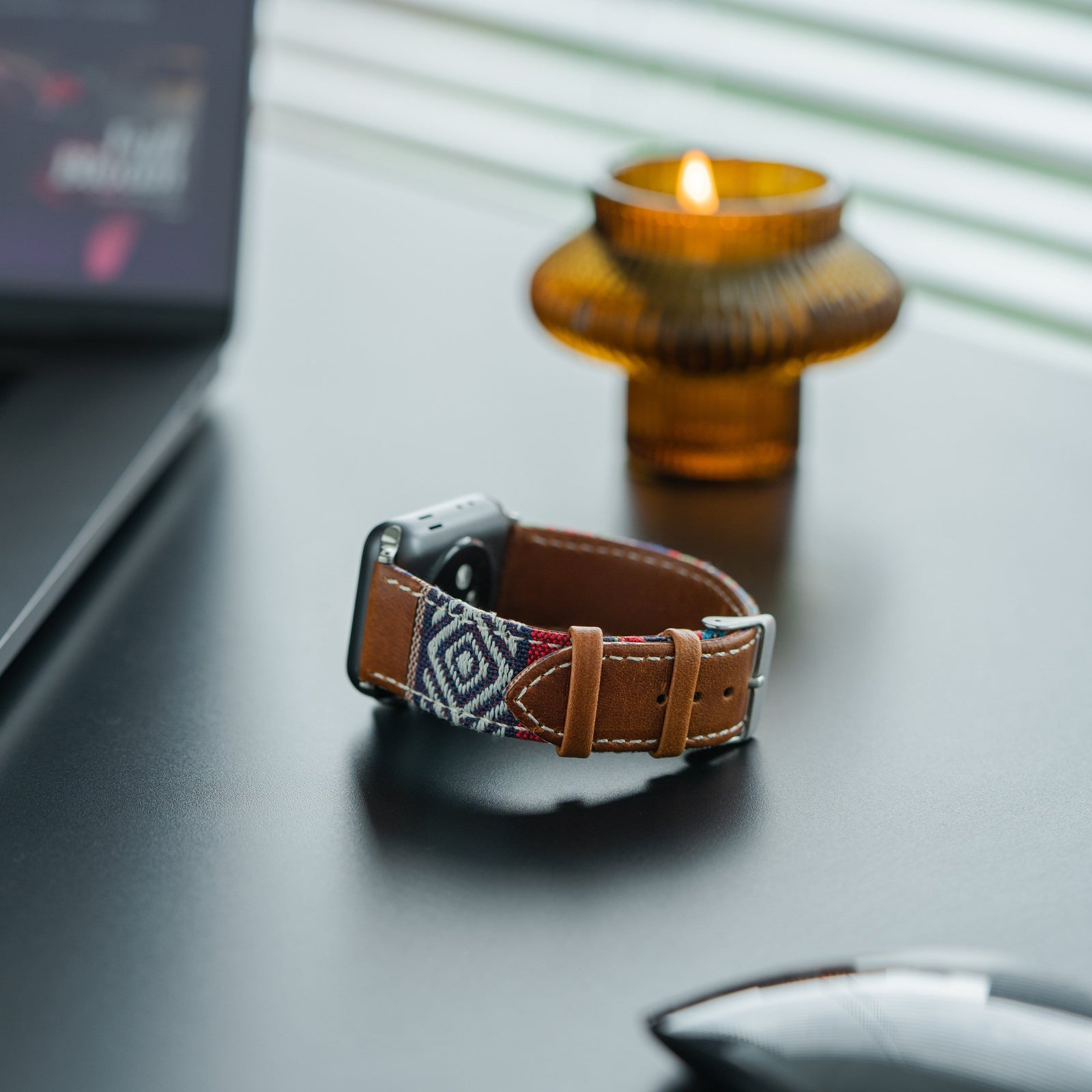 Nomad Apple Watch Bands | Monetial