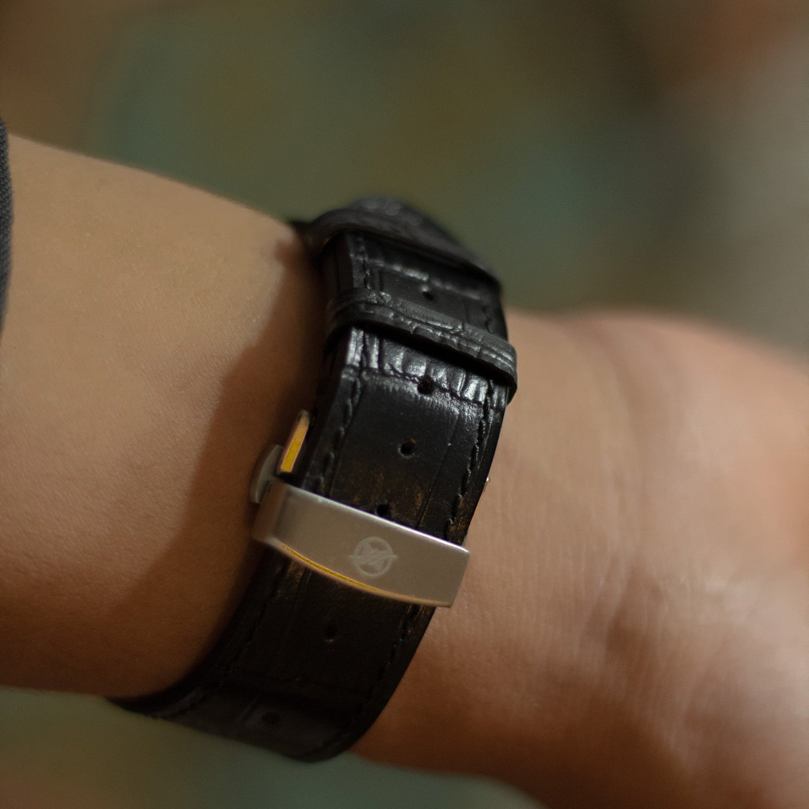 Croc Grain Calfskin Leather Strap Crocodilus Grain Leather Apple Watch Band | Calfskin Leather 